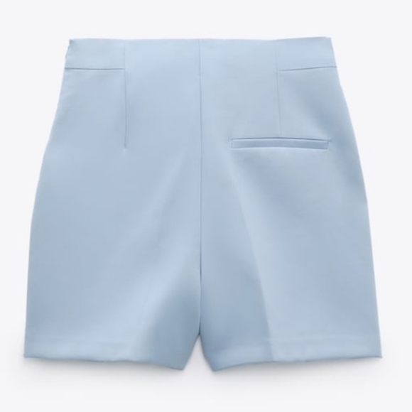 Zara* bermuda blue shorts with gold buttons - Picture 7 of 8